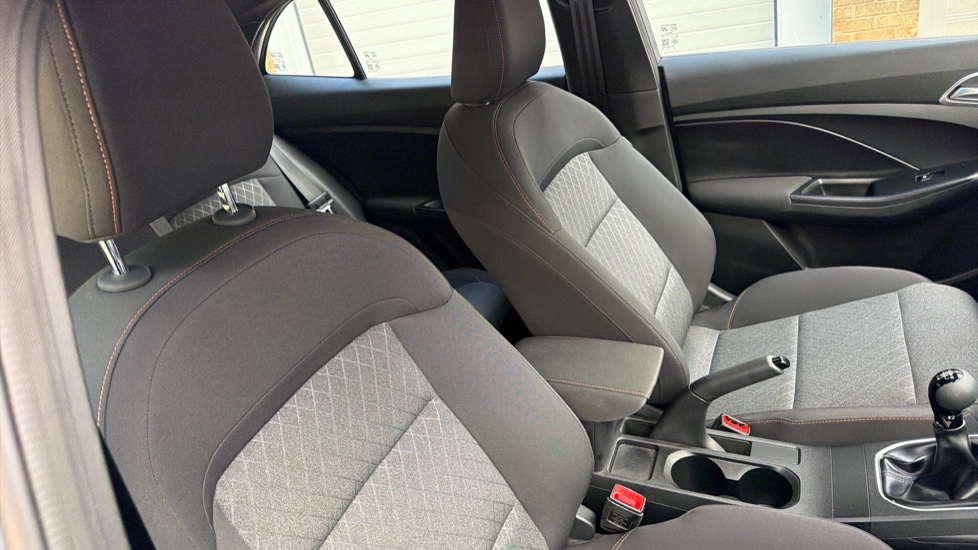 MG MG3 1.5 SE 5dr Petrol Hatchback - Image 17