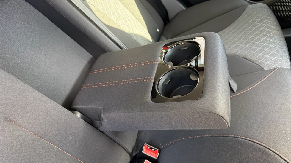 MG HS 1.5 T-GDI SE 5dr Petrol Hatchback - Image 18