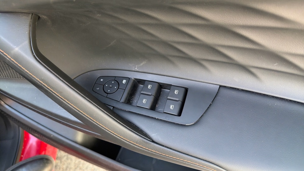 MG HS 1.5 T-GDI SE 5dr Petrol Hatchback - Image 28