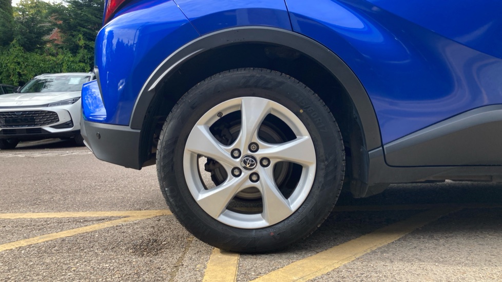 Toyota C-HR 1.8 Hybrid Icon 5dr CVT Hybrid Hatchback - Image 7