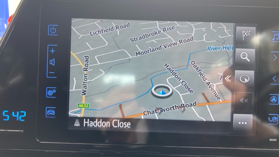 Toyota C-HR 1.8 Hybrid Icon 5dr CVT Hybrid Hatchback - Image 12