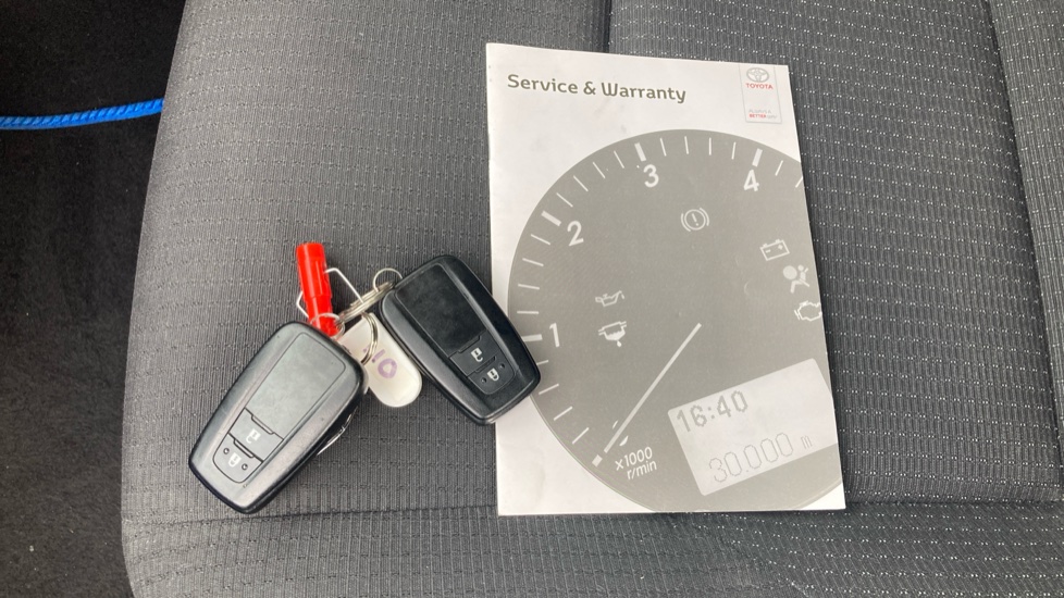 Toyota C-HR 1.8 Hybrid Icon 5dr CVT Hybrid Hatchback - Image 19