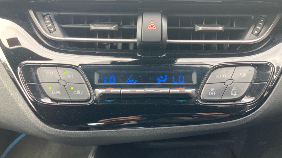 Toyota C-HR 1.8 Hybrid Icon 5dr CVT Hybrid Hatchback - Image 30