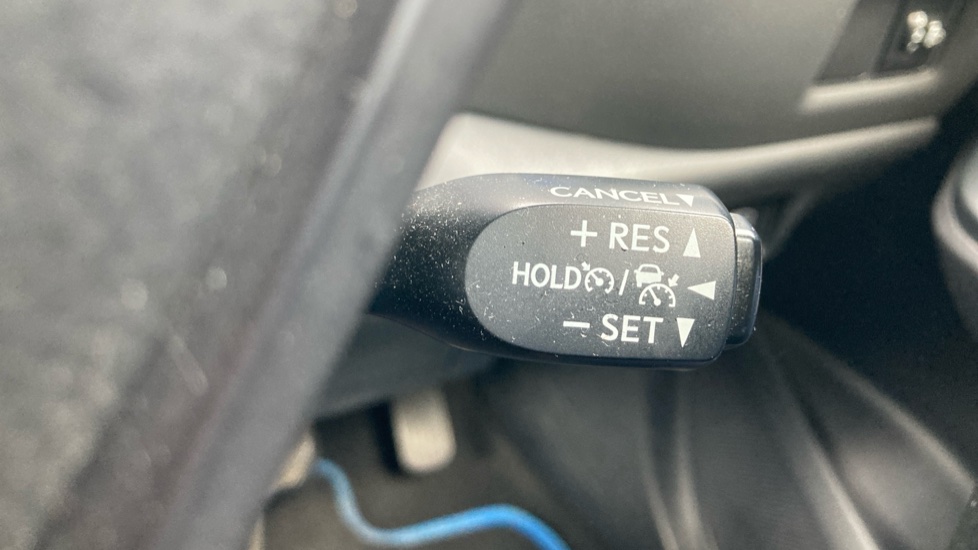 Toyota C-HR 1.8 Hybrid Icon 5dr CVT Hybrid Hatchback - Image 42