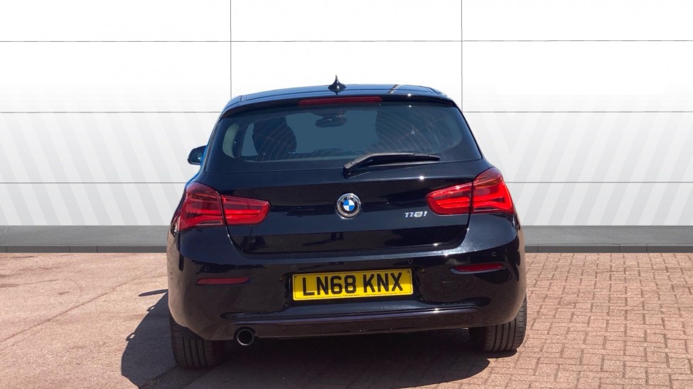 BMW 1 Series 118i [1.5] Sport 5dr [Nav/Servotronic] Petrol Hatchback - Image 6