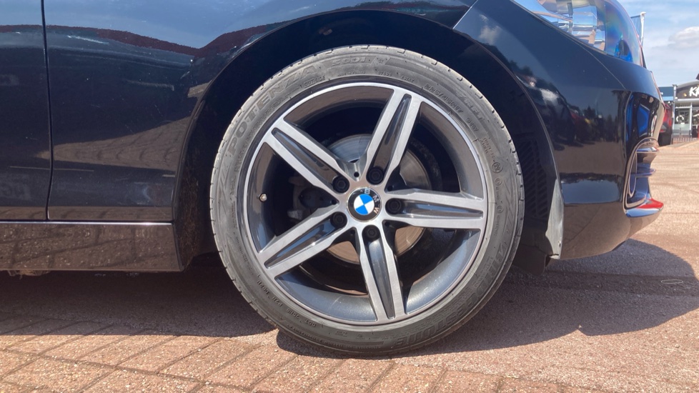 BMW 1 Series 118i [1.5] Sport 5dr [Nav/Servotronic] Petrol Hatchback - Image 7