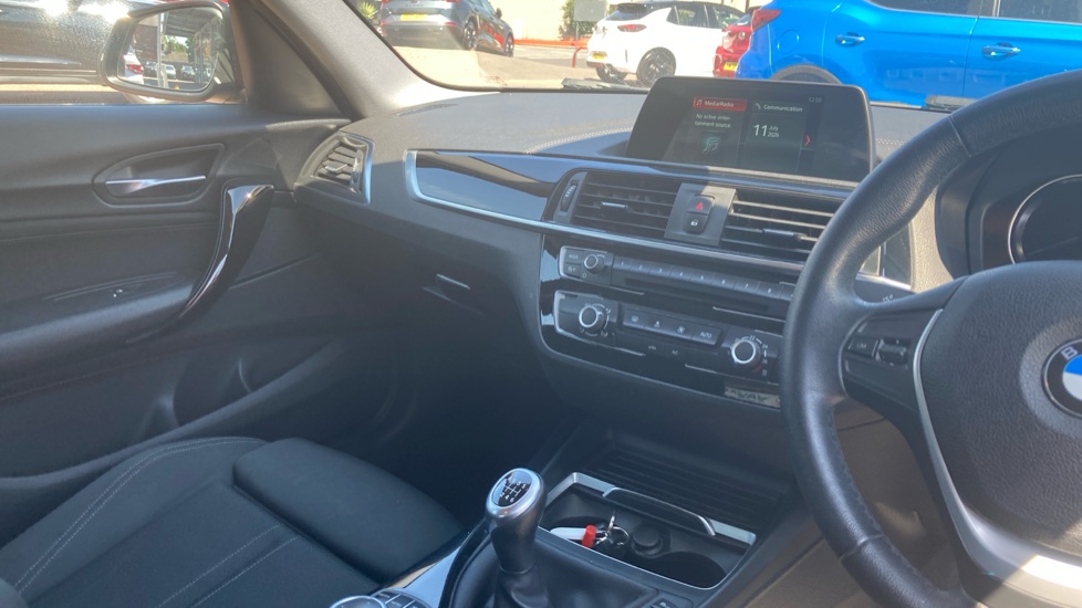 BMW 1 Series 118i [1.5] Sport 5dr [Nav/Servotronic] Petrol Hatchback - Image 14