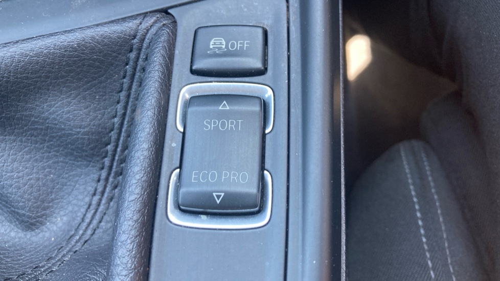 BMW 1 Series 118i [1.5] Sport 5dr [Nav/Servotronic] Petrol Hatchback - Image 28