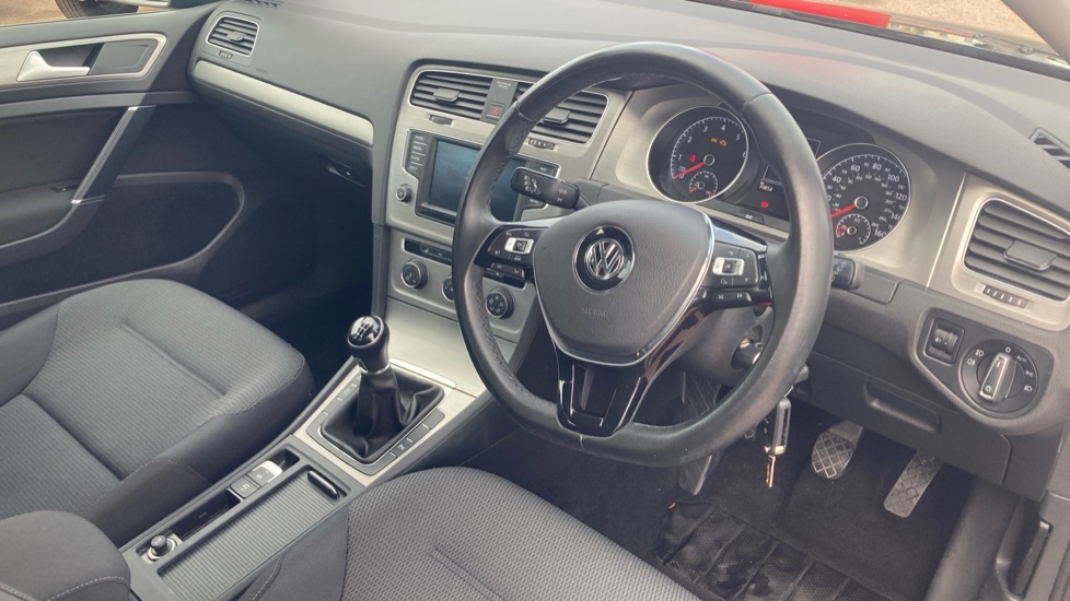Volkswagen Golf 1.4 TSI 125 Match Edition 5dr Petrol Hatchback - Image 11