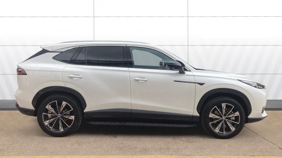 MG HS 1.5 T-GDI PHEV Trophy 5dr Auto Hatchback - Image 5