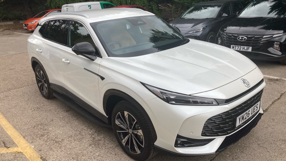 MG HS 1.5 T-GDI PHEV Trophy 5dr Auto Hatchback - Image 8