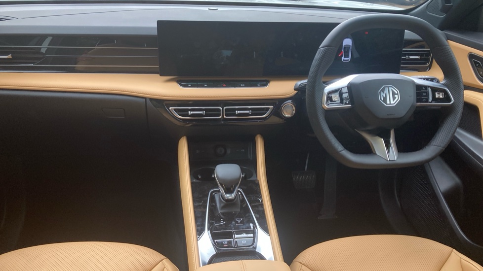 MG HS 1.5 T-GDI PHEV Trophy 5dr Auto Hatchback - Image 10