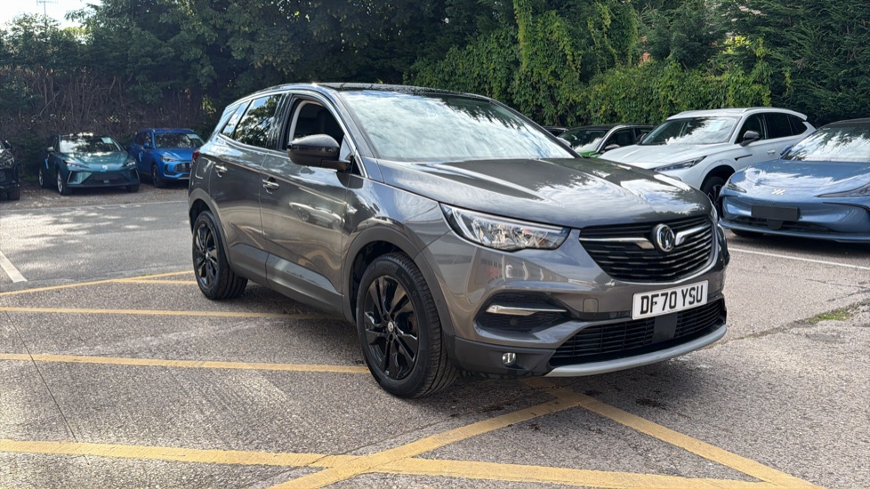 Vauxhall Grandland X 1.2 Turbo SRi Nav 5dr Petrol Hatchback - Image 1