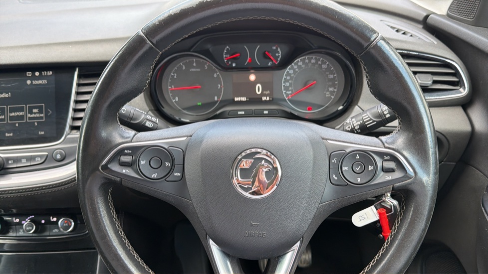 Vauxhall Grandland X 1.2 Turbo SRi Nav 5dr Petrol Hatchback - Image 3