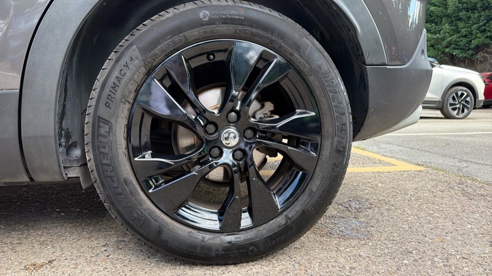 Vauxhall Grandland X 1.2 Turbo SRi Nav 5dr Petrol Hatchback - Image 11