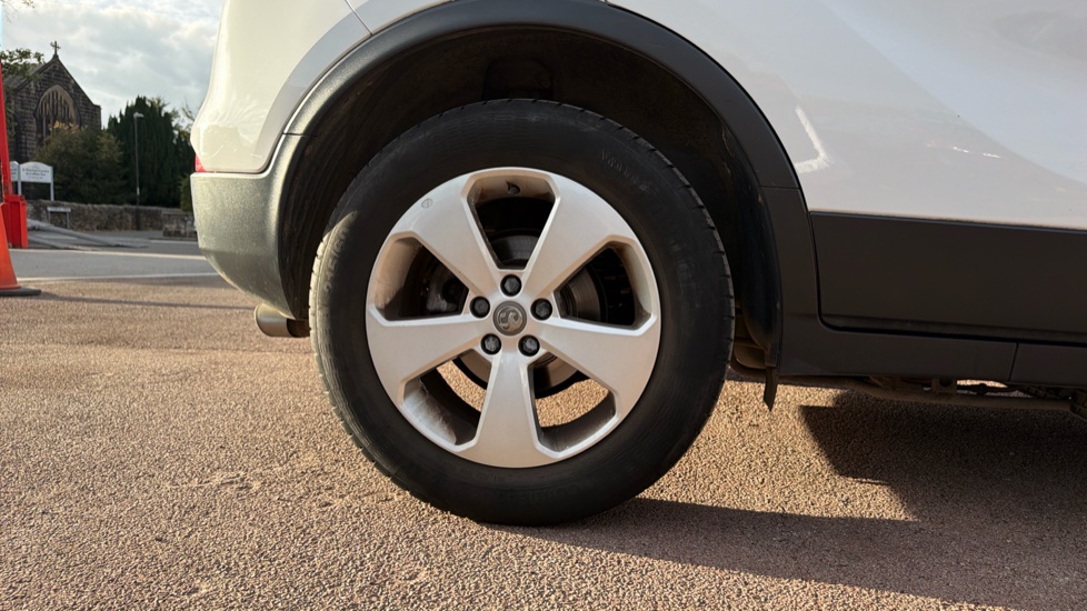 Vauxhall Mokka X 1.4T ecoTEC Design Nav 5dr Petrol Hatchback - Image 7