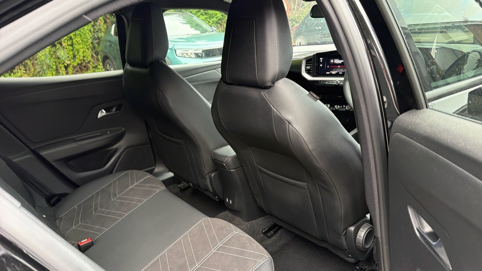Vauxhall Mokka 1.2 Turbo Ultimate 5dr Auto Petrol Hatchback - Image 17
