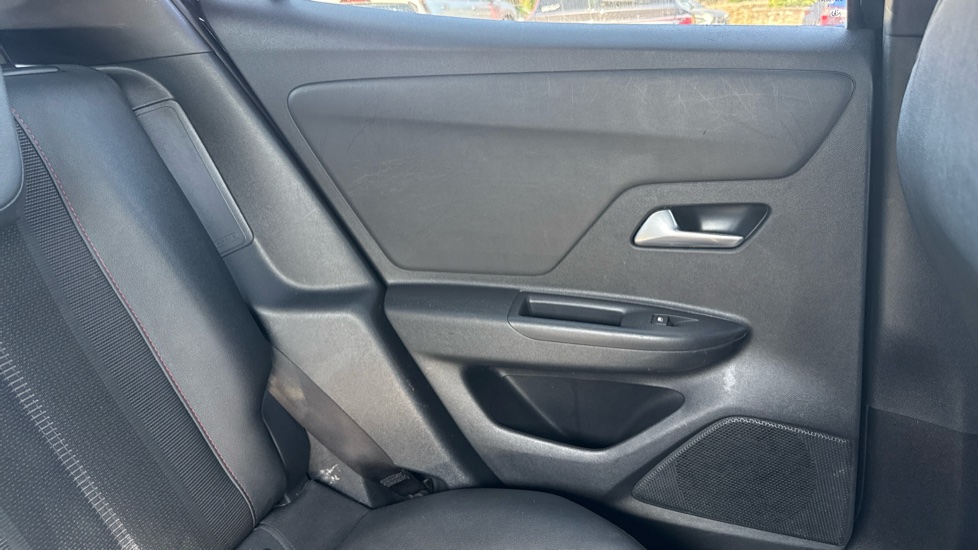 Vauxhall Mokka 100kW GS 50kWh 5dr Auto Electric Hatchback - Image 34
