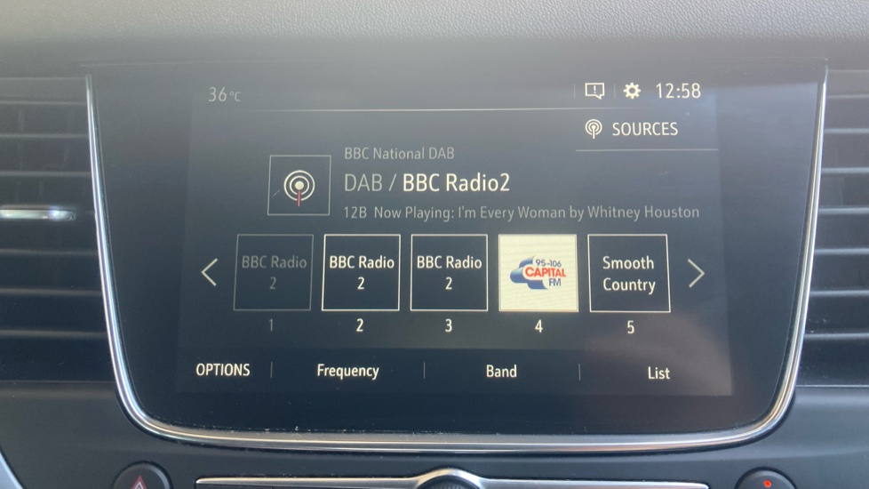 Vauxhall Grandland X 1.2 Turbo Griffin Edition 5dr Petrol Hatchback - Image 28
