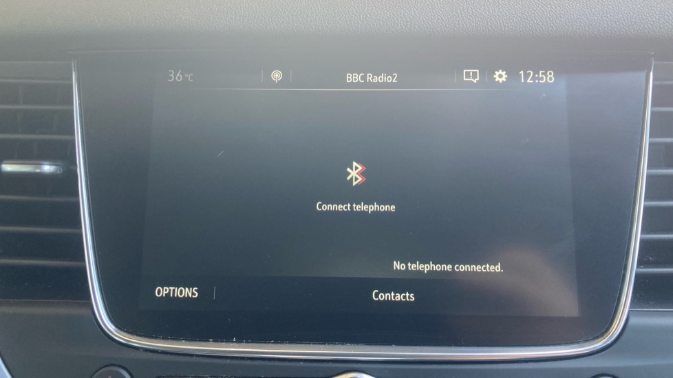 Vauxhall Grandland X 1.2 Turbo Griffin Edition 5dr Petrol Hatchback - Image 29