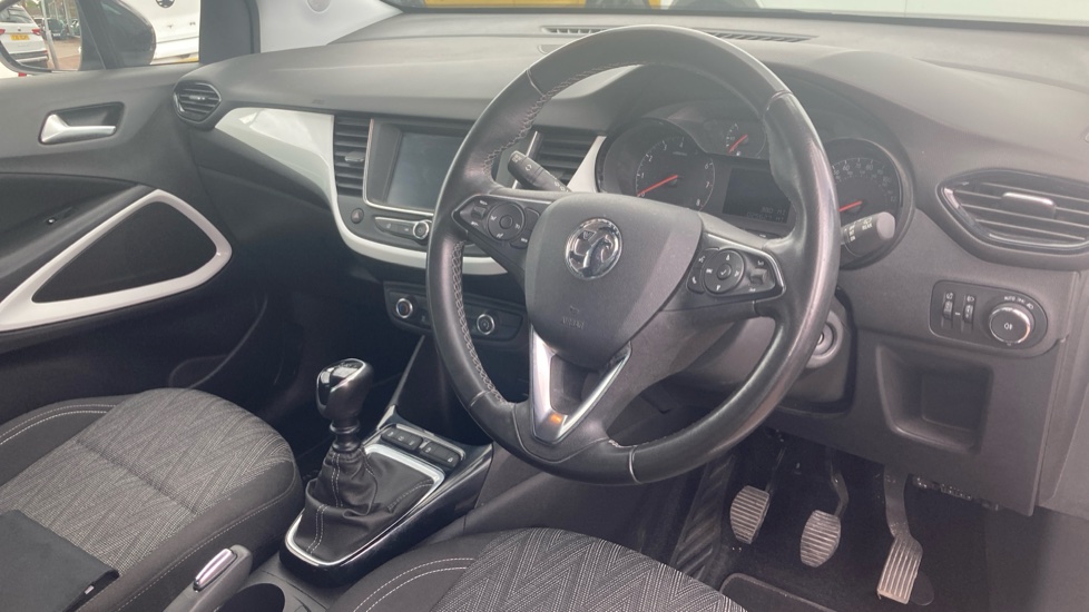 Vauxhall Crossland X 1.2T [110] Griffin 5dr [6 Spd] [Start Stop] Petrol Hatchback - Image 11