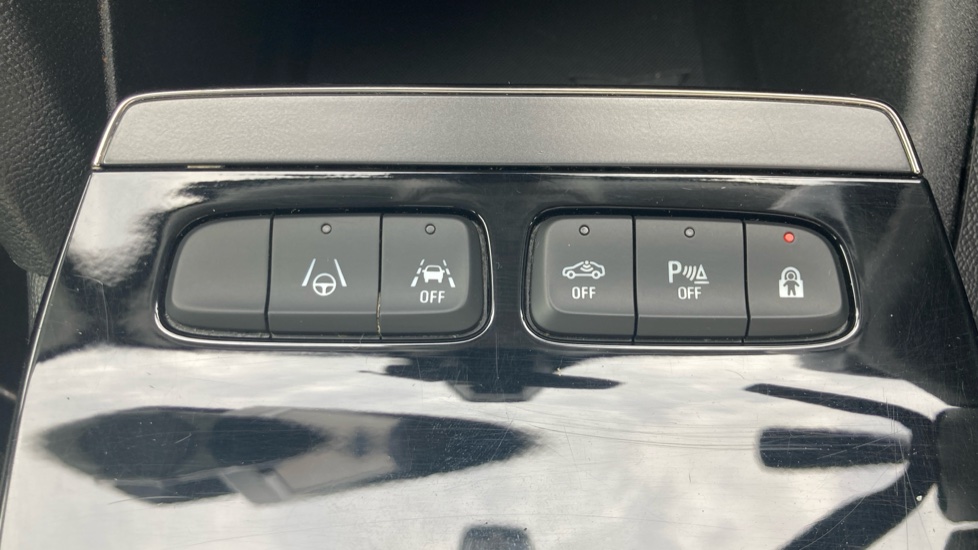 Vauxhall Mokka 100kW Elite Nav Premium 50kWh 5dr Auto Electric Hatchback - Image 30