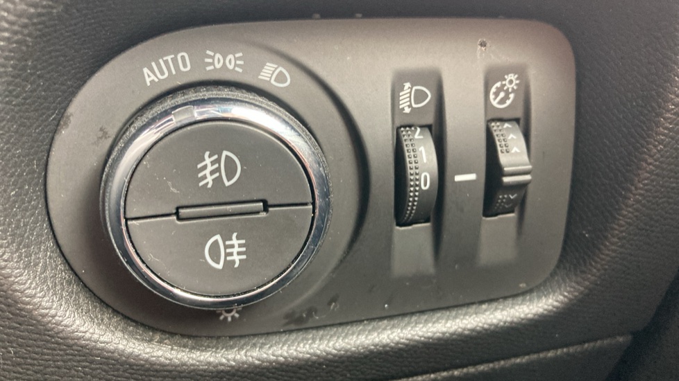 Vauxhall Mokka 1.2 Turbo SRi 5dr Petrol Hatchback - Image 23