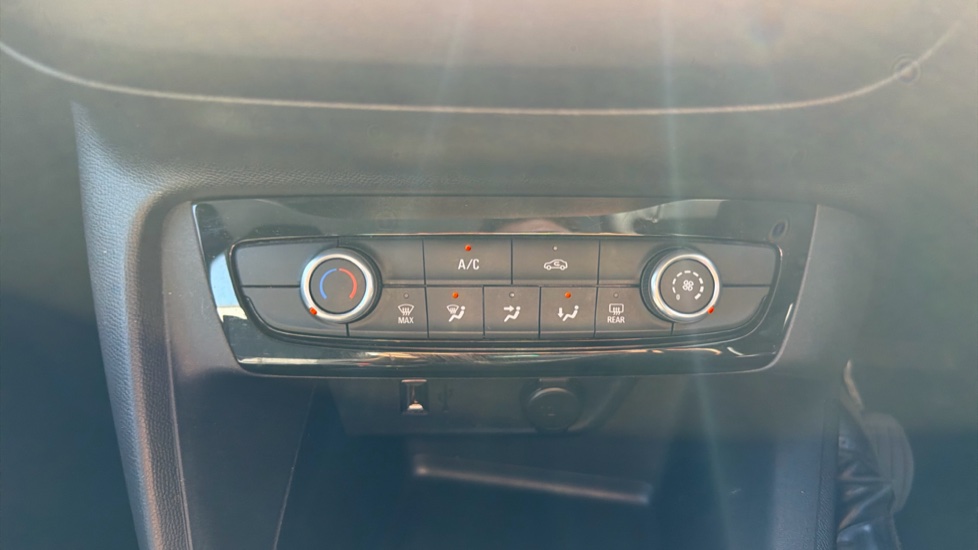Vauxhall Corsa 1.2 Design 5dr Petrol Hatchback - Image 9