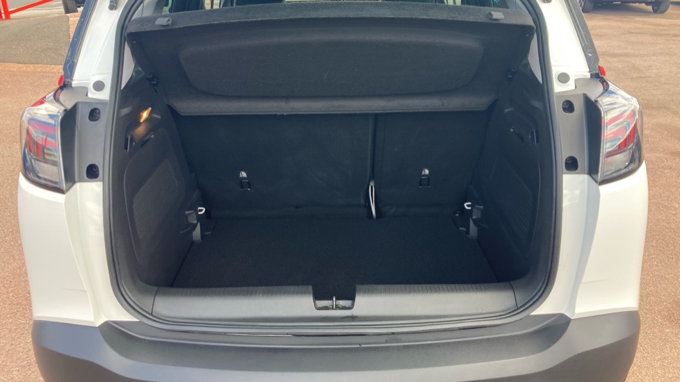 Vauxhall Crossland 1.2 Turbo GS 5dr Petrol Hatchback - Image 4