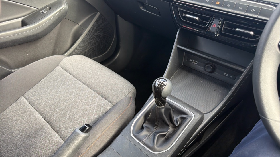 MG MG3 1.5 SE 5dr Petrol Hatchback - Image 13