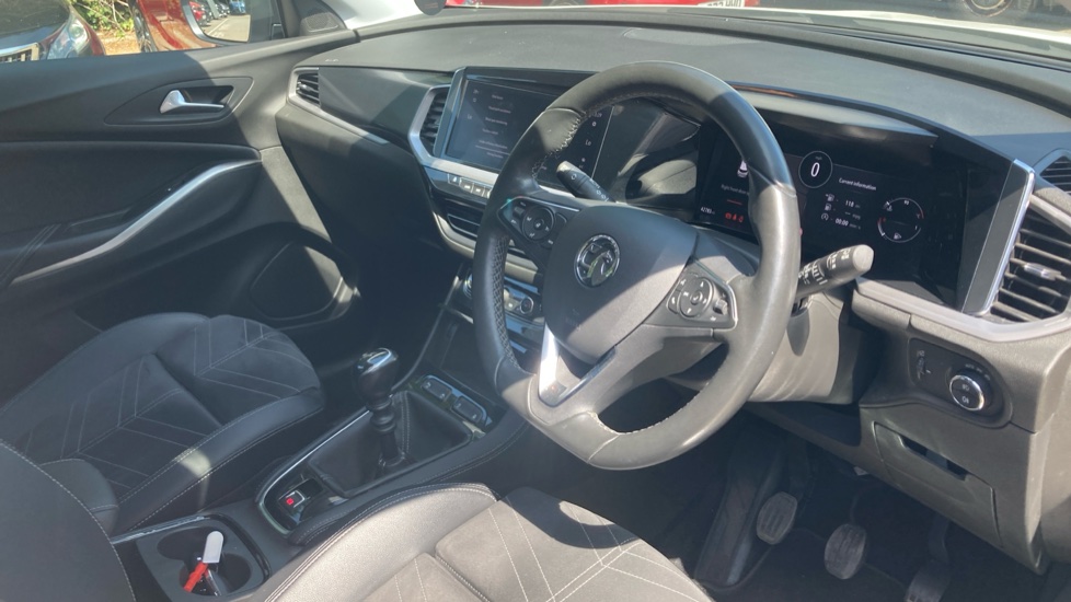 Vauxhall Grandland 1.2 Turbo Ultimate 5dr Petrol Hatchback - Image 11
