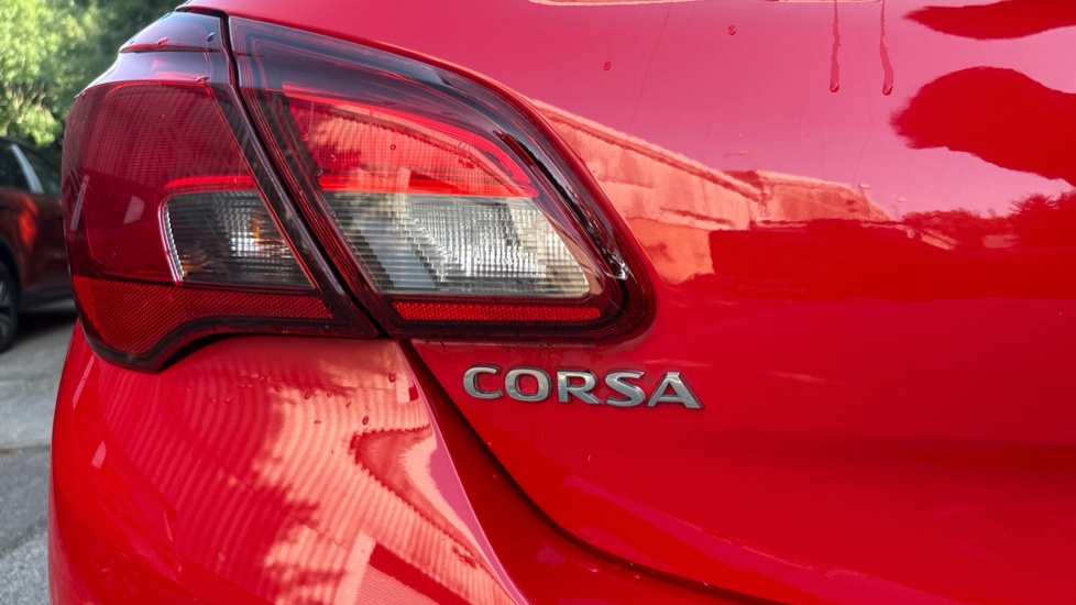 Vauxhall Corsa 1.4 [75] Griffin 5dr Petrol Hatchback - Image 8