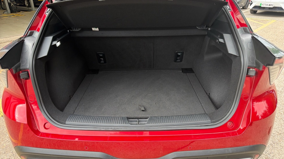 MG MG4 150kW Trophy EV Long Range 64kWh 5dr Auto Electric Hatchback - Image 4