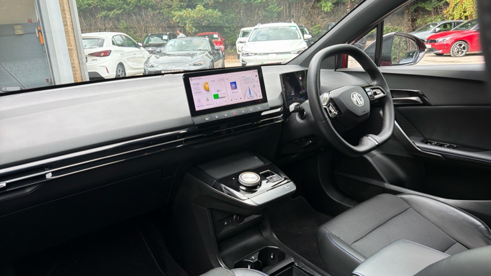 MG MG4 150kW Trophy EV Long Range 64kWh 5dr Auto Electric Hatchback - Image 9