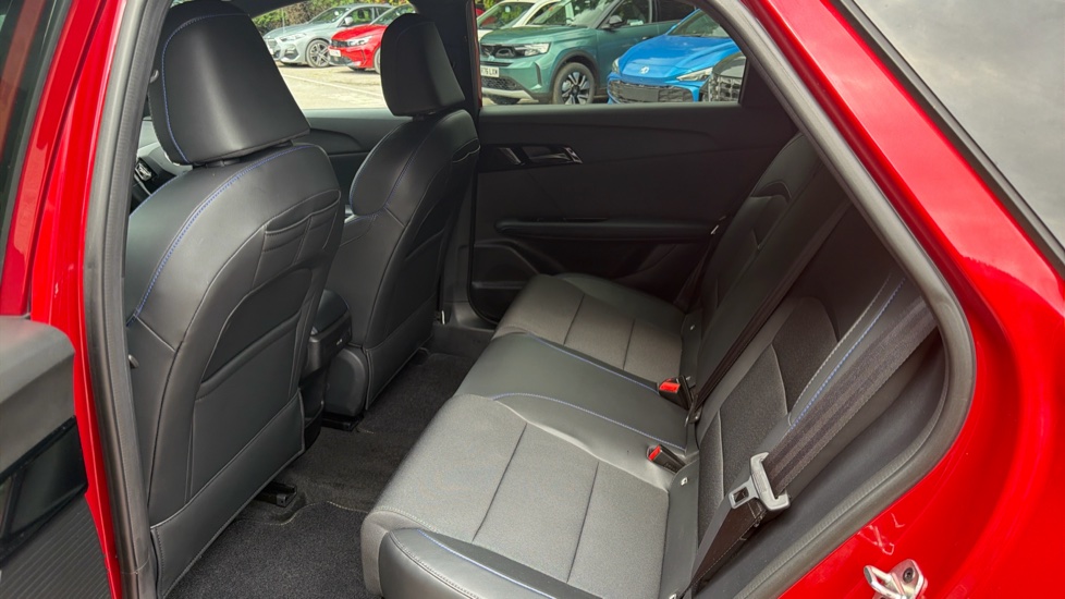 MG MG4 150kW Trophy EV Long Range 64kWh 5dr Auto Electric Hatchback - Image 16