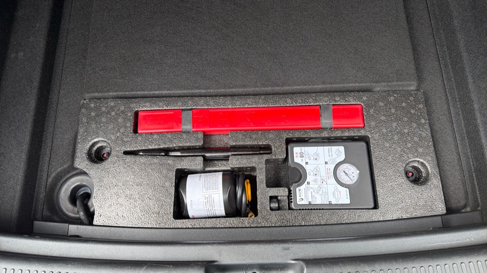 MG MG4 150kW Trophy EV Long Range 64kWh 5dr Auto Electric Hatchback - Image 22