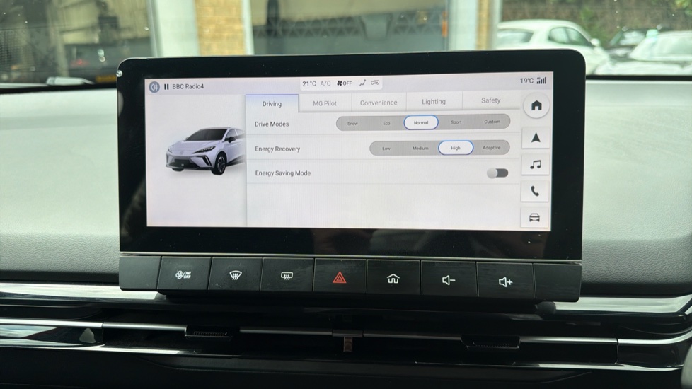 MG MG4 150kW Trophy EV Long Range 64kWh 5dr Auto Electric Hatchback - Image 28