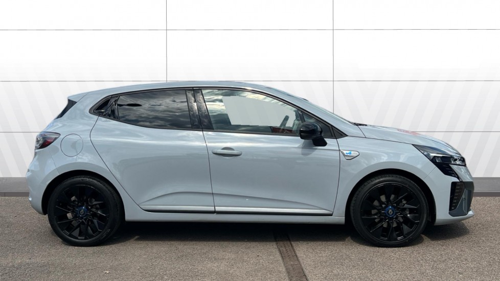 Renault Clio 1.6 E-TECH full hybrid 145 Esprit Alpine 5dr Auto Hybrid Hatchback - Image 5
