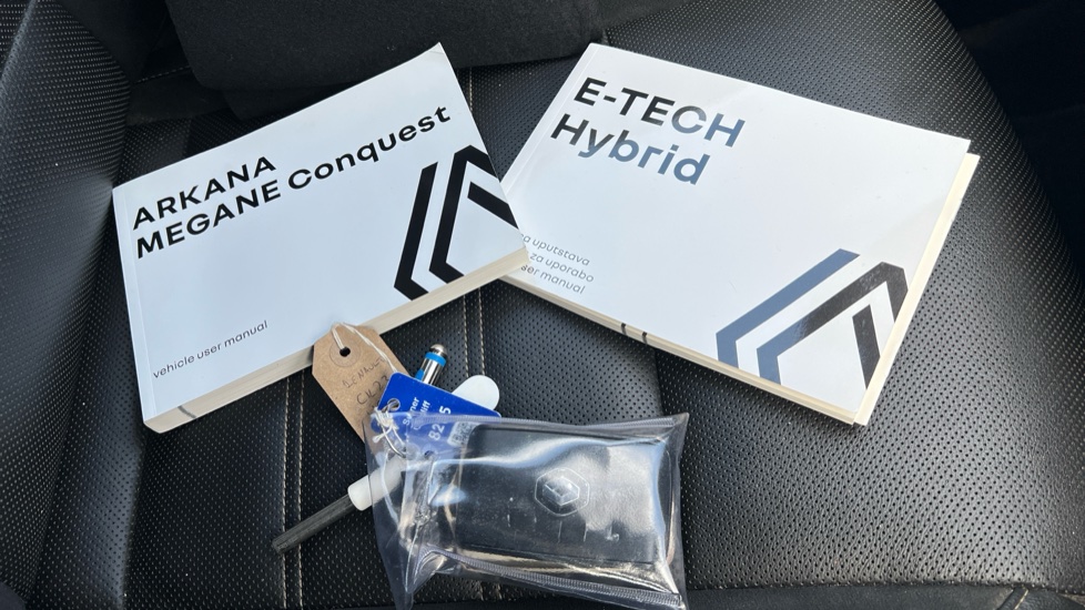 Renault Arkana 1.6 E-Tech full hybrid 145 Engineered 5dr Auto Hybrid Estate - Image 19