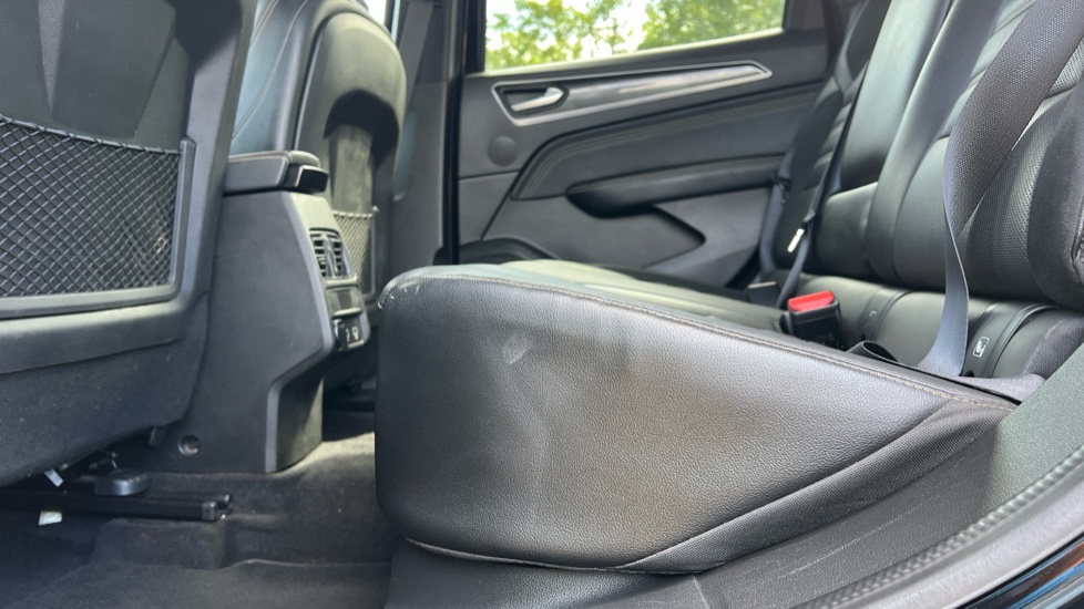 Renault Arkana 1.6 E-Tech full hybrid 145 Engineered 5dr Auto Hybrid Estate - Image 31