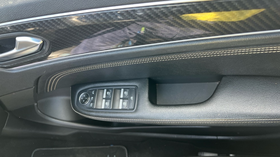 Renault Arkana 1.6 E-Tech full hybrid 145 Engineered 5dr Auto Hybrid Estate - Image 41