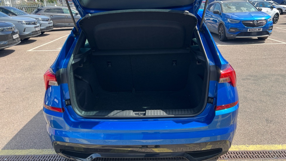 Skoda Kamiq 1.5 TSI Monte Carlo 5dr DSG Petrol Hatchback - Image 4
