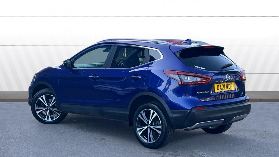 Nissan Qashqai 1.3 DiG-T 160 [157] N-Connecta 5dr DCT Glass Roof Petrol Hatchback - Image 2