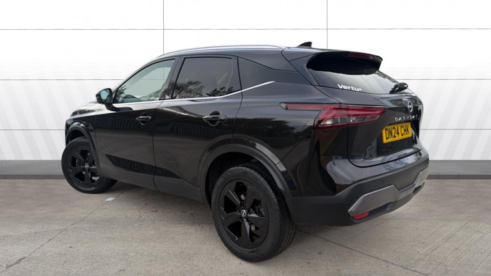 Nissan Qashqai 1.3 DiG-T MH 158 N-Connecta 5dr Xtronic Petrol Hatchback - Image 2