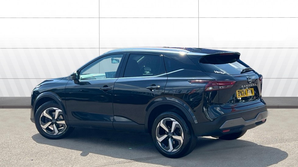 Nissan Qashqai 1.3 DiG-T MH 158 N-Connecta 5dr Xtronic Petrol Hatchback - Image 2