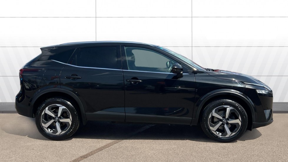 Nissan Qashqai 1.3 DiG-T MH 158 N-Connecta 5dr Xtronic Petrol Hatchback - Image 5