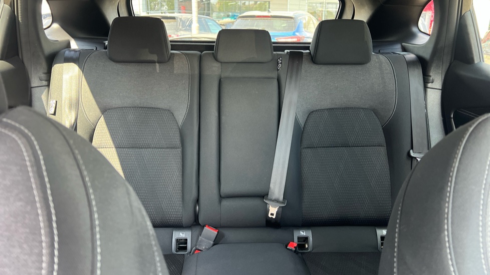 Nissan Qashqai 1.3 DiG-T MH 158 N-Connecta 5dr Xtronic Petrol Hatchback - Image 15