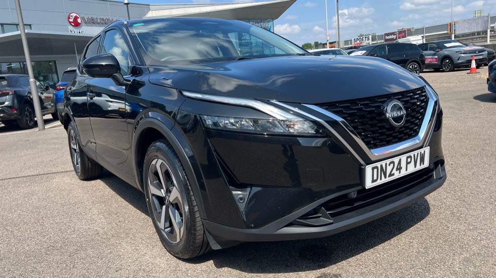 Nissan Qashqai 1.3 DiG-T MH 158 N-Connecta 5dr Xtronic Petrol Hatchback - Image 22