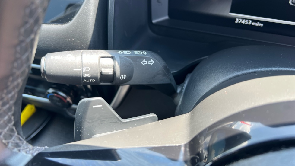 Nissan Qashqai 1.3 DiG-T MH 158 N-Connecta 5dr Xtronic Petrol Hatchback - Image 37
