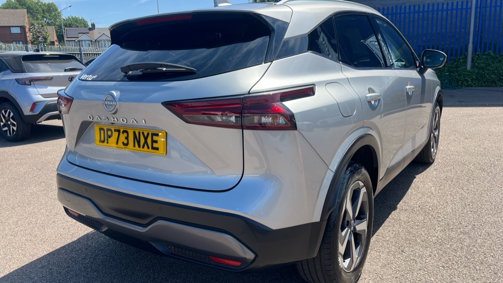 Nissan Qashqai 1.3 DiG-T MH 158 N-Connecta 5dr Xtronic Petrol Hatchback - Image 27